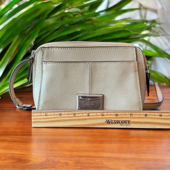 TIGNANELLO Bella RFID Saffiano Leather Crossbody / Belt Bag - Soft Gold - Picture 11 of 14